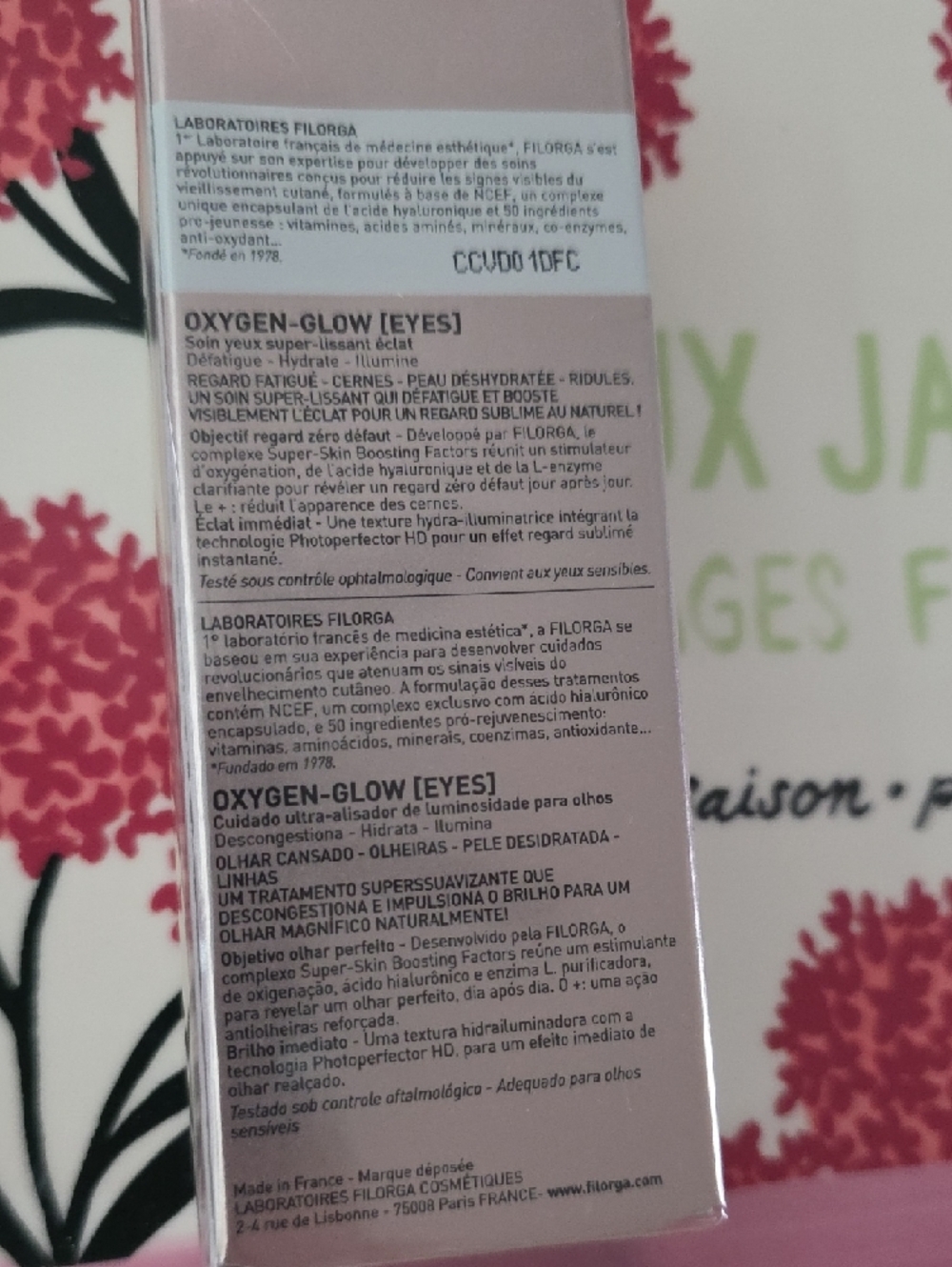 Filorga Oxygen-Glow Eyes - Youth Performance Super-Smoothing Radiance Eye Cream - Picture 5 of 5